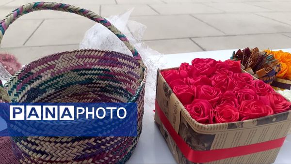 نمایشگاه آثار و دست‌سازه‌های هنرجویان در شهر رویدر