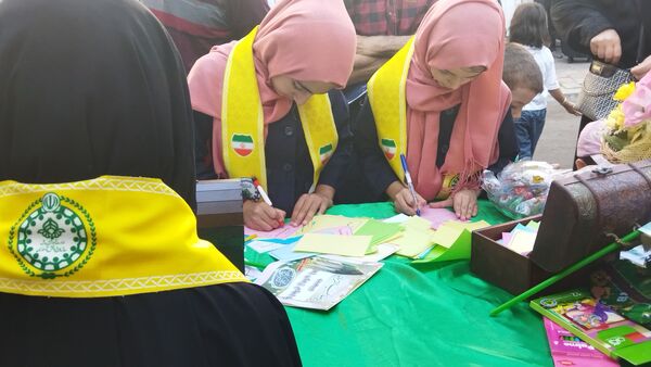 جشن وحدت و ولایت با حضور پرشور دانش‌آموزان اسکو