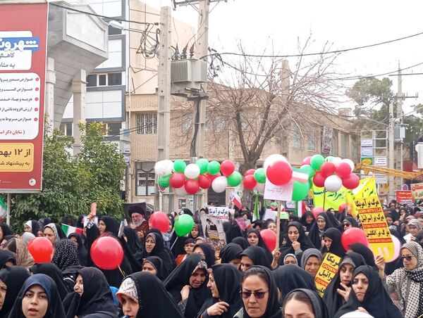 اقتدار کودکان نی‌ریزی در حماسه 22 بهمن