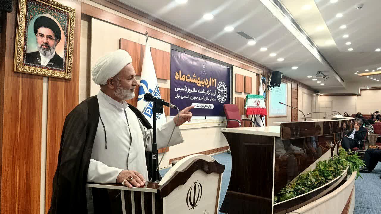 نوجوانان میدان‌دار اصلی نبرد با دشمن هستند