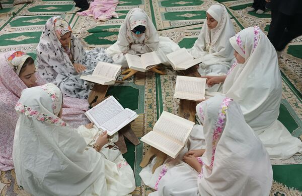 مراسم اعتکاف در مساجد شهرستان آبدانان 