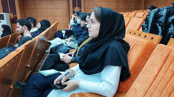 نشست بررسی ابعاد خودکشی و راهکارهای کاهش آن در کهگیلویه‌وبویراحمد