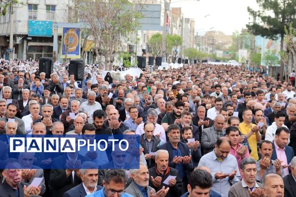 نماز عید فطر در مصلی شهرستان قدس