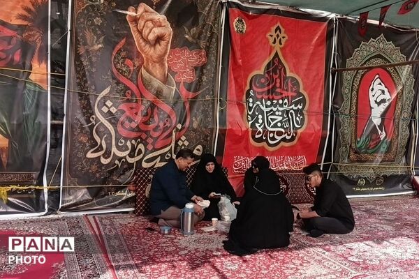 استقرار موکب‌های مردمی، دانش آموزی و خدمت‌رسان ارتش به زائران اربعین