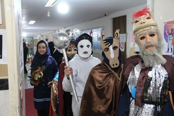 مراسم ماها در هنرستان آیت الله صدر ناحیه یک شهرری