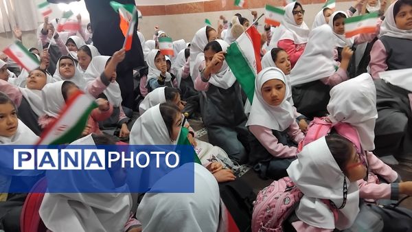 جشن روز دانش‌آموز در دبستان دخترانه شهید محمدرضا مقدم 