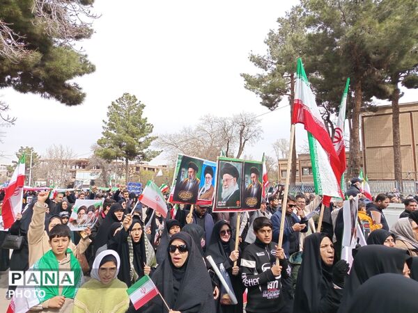 راهپیمایی روز قدس باحضور پرشور مردم نیشابور