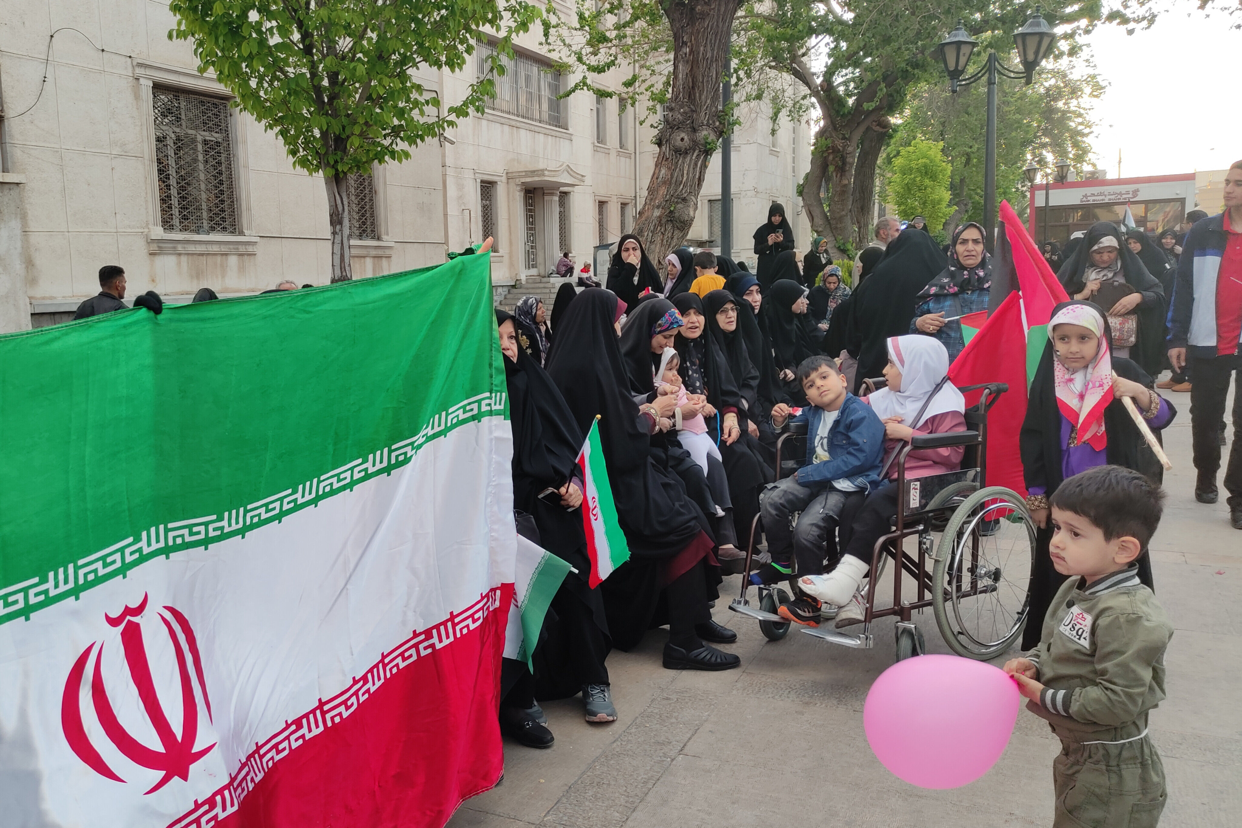 اسرائیل! فریاد کودکان ایران را بشنو