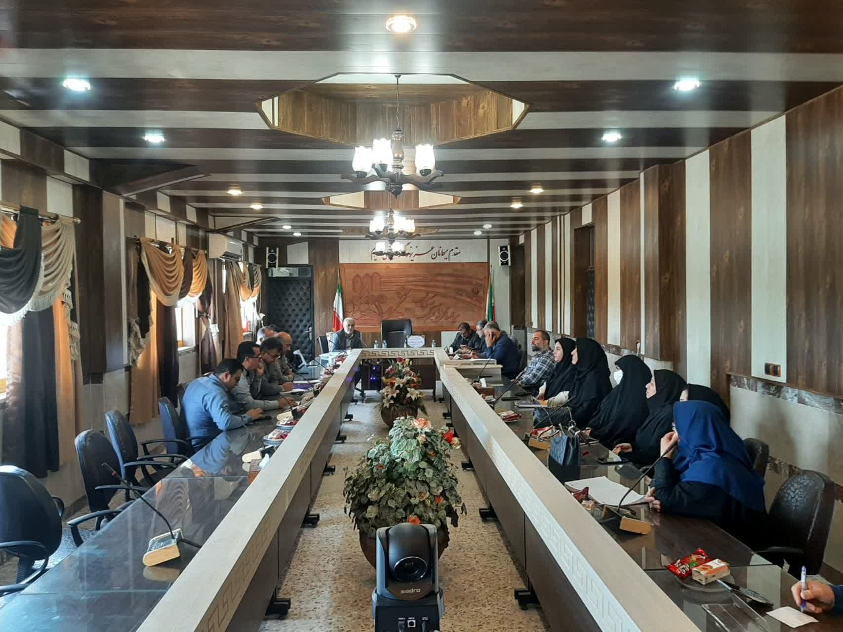 جلسه شورای آموزش و پرورش در عباس آباد