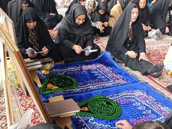 نوای عرفه در جوار امامزاده سید حمزه