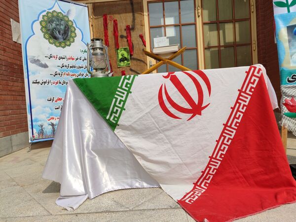 برگزاری یادواره شهدا در هنرستان بصیرت آشخانه