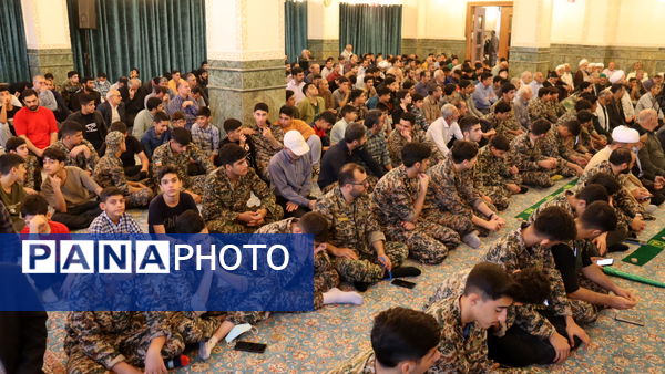 نماز جمعه سیاسی دشمن شکن بندپی شرقی با حضور نوجوانان و جوانان بسیجی