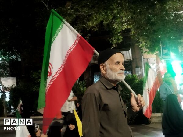 ۱۸۱شب متوالی،در حسینیه امام ،رواستی از عشق و اردات