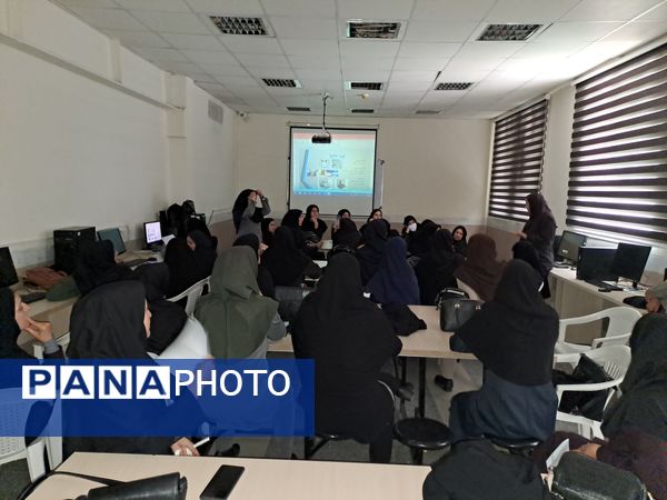 اولین جلسه شورای دبیران در مدرسه هوشیار