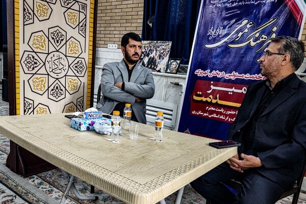 میز خدمت اداره فرهنگ شهرستان ری در مراسم نمازجمعه باقرشهر و کهریزک 