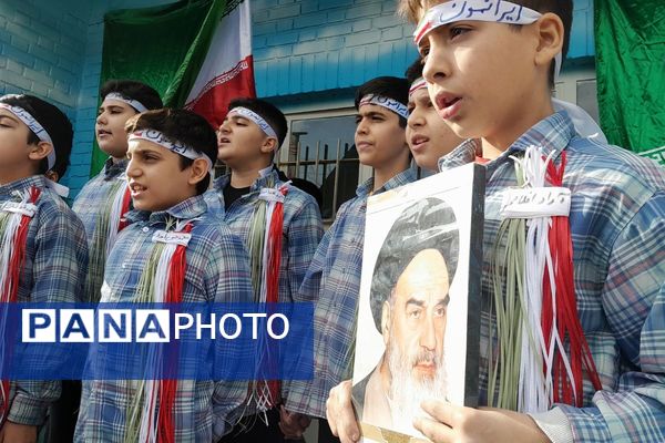 مدارس اسلامشهر یکصدا در جشن انقلاب 