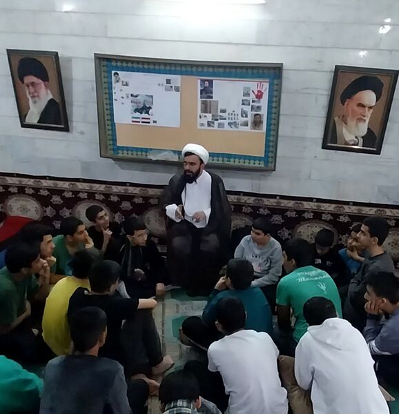 اعتکاف دانش‌آموزان دبیرستان شهید بابایی منطقه ۱۵ 