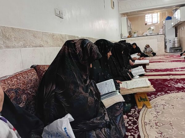 جلسات قرائت قرآن در ایام محرم در خلیل آباد