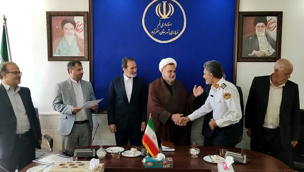 تقدیر امام جمعه جعفرآباد قم از خدمات پلیس