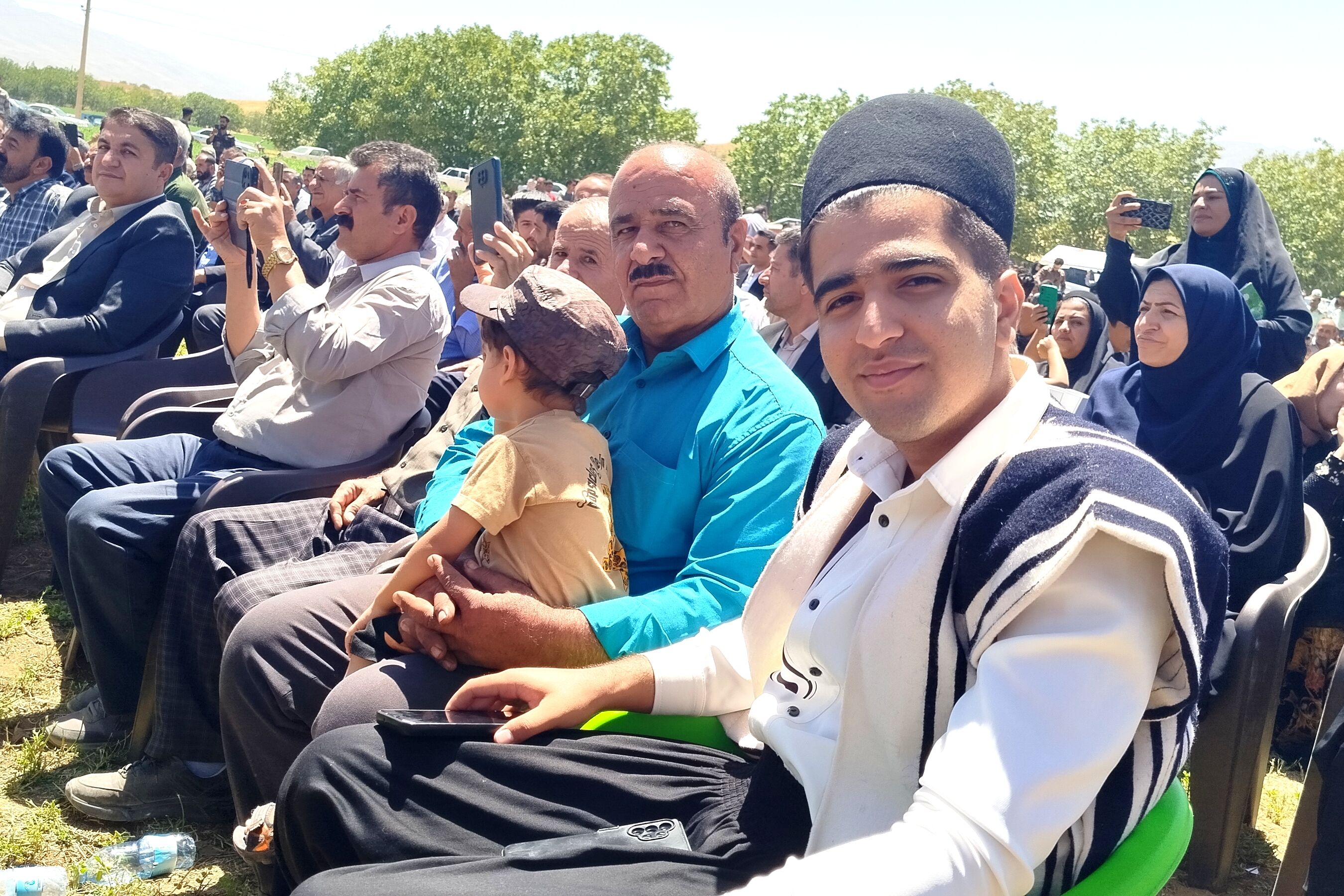 آیین کلنگ زنی پروژه آب چشمه سفید در خانمیرزا