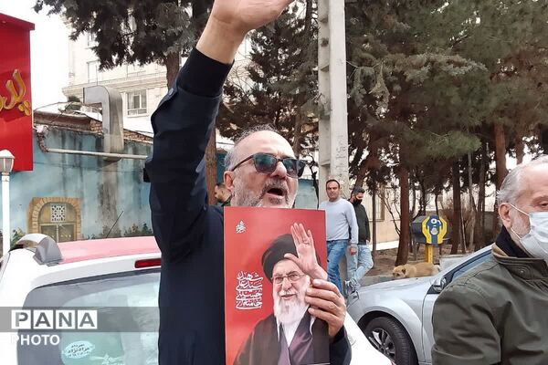 بیعت با سومین امام انقلاب در رودهن 