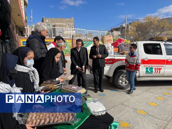 همایش ایران همدل در دبستان غیردولتی امام حسین(ع)