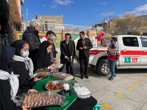 همایش ایران همدل در دبستان غیردولتی امام حسین(ع)