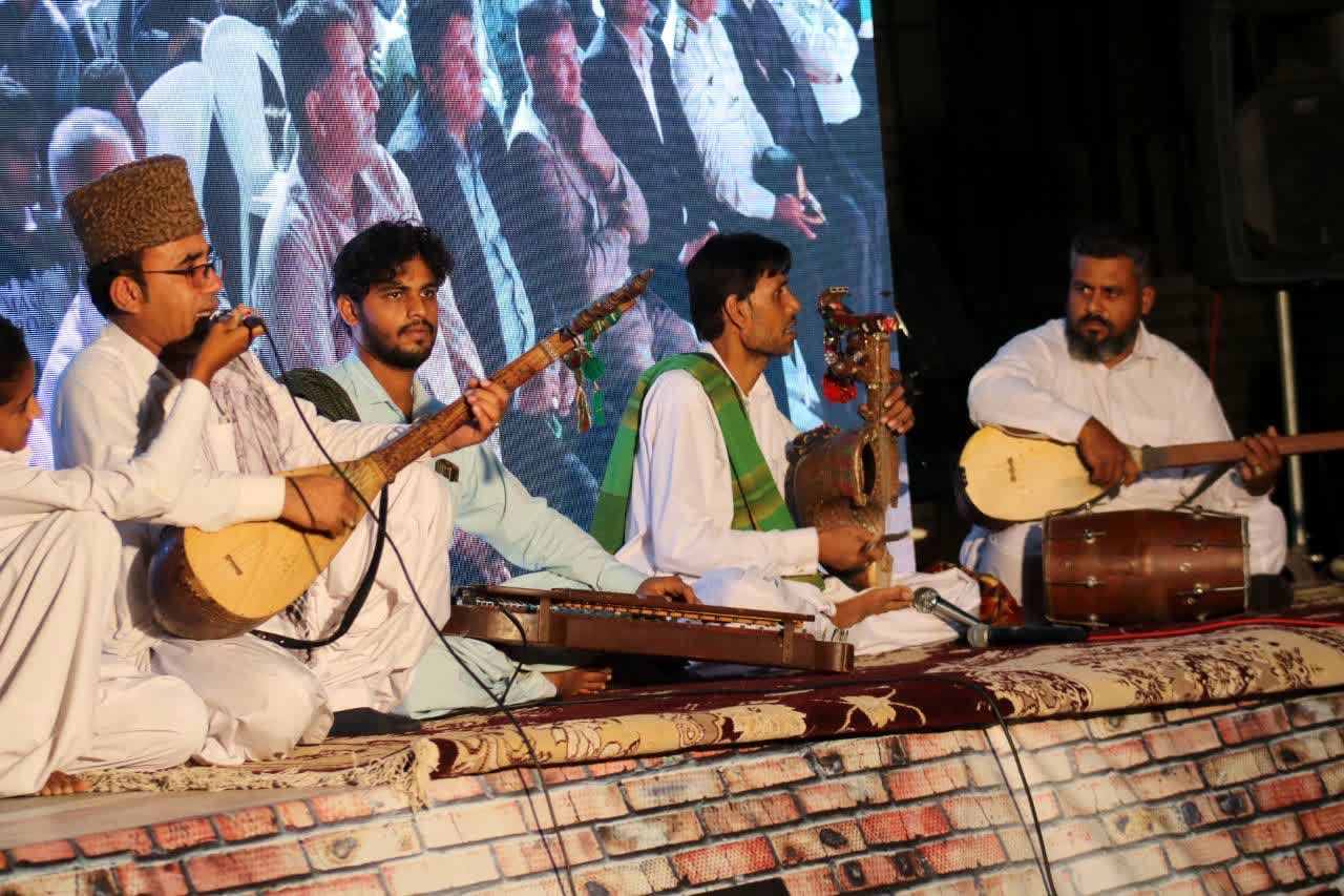 جشن بزرگ میلاد پیامبر اکرم(ص) در شهرستان ریگان  