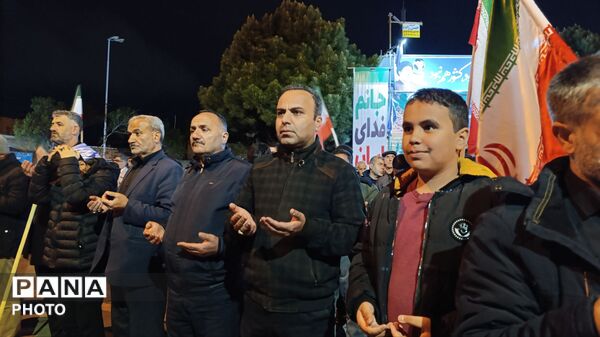 مردم اهر همگام با سراسر کشور، شصتمین حضور خود را در میدان ثبت کردند