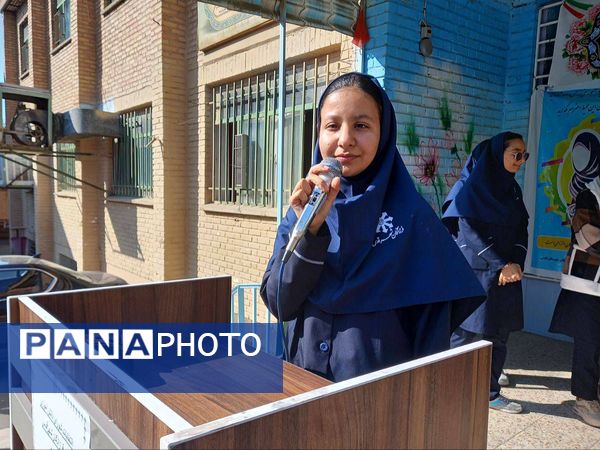 انتخابات شورای دانش‌آموزی در دبیرستان دخترانه فرزانگان شهرقدس