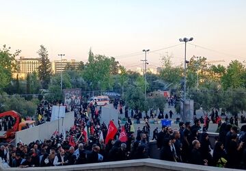 از گریه تا فریاد؛ وقتی مردم با شهادت رهبر، پیمان ایستادگی بستند