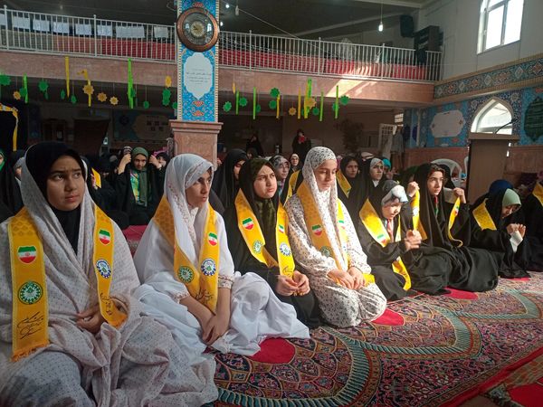 برگزاری اعتکاف دانش‌آموزی در مسجد بقیه الله شهرستان بجنورد 