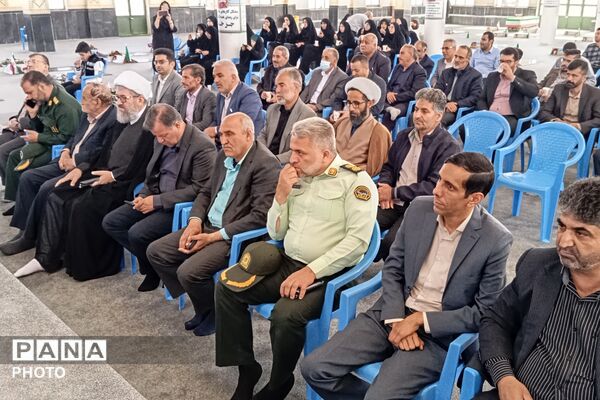 در سایه نام معلم؛ تجدید احترام به شهدای فرهنگی در گلزار مطهر شهدا شهر بن