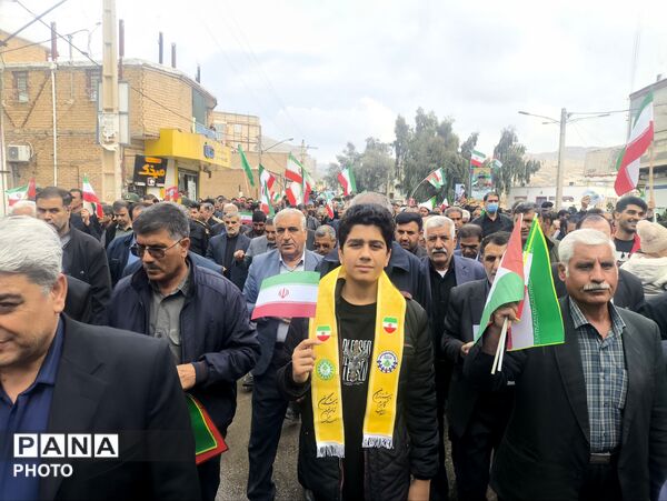 حضور پر شور عشایر در راهپیمایی  روز قدس