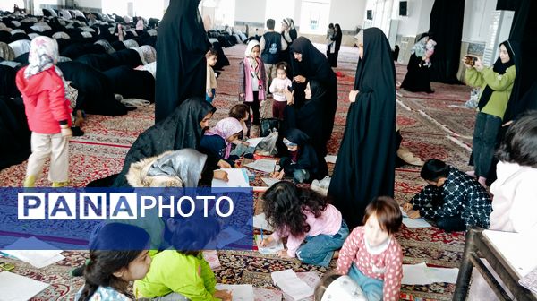 برپایی غرفه کودک در نمازجمعه شهرستان کاشمر 