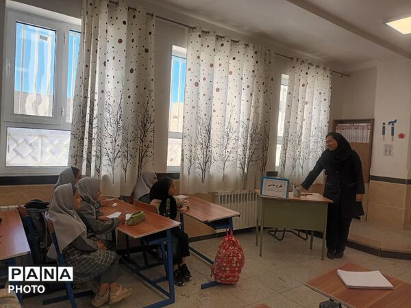اجرای «طرح حامی» در دبستان شهید نجاتی ابرکوه