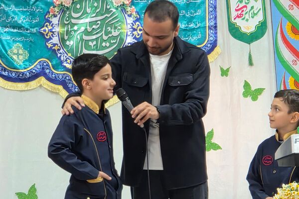 جشن میلاد با سعادت حضرت مهدی موعود(ع)در دبستان حاج همت بهارستان ۲