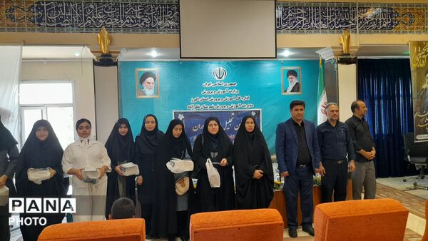 تجلیل از دانش‌آموزان برتر قرآنی شهرستان نظرآباد 
