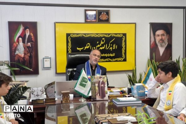 تجلیل از پیشتازان فعال؛ تجلی روح مشارکت در سالروز تأسیس سازمان دانش آموزی 