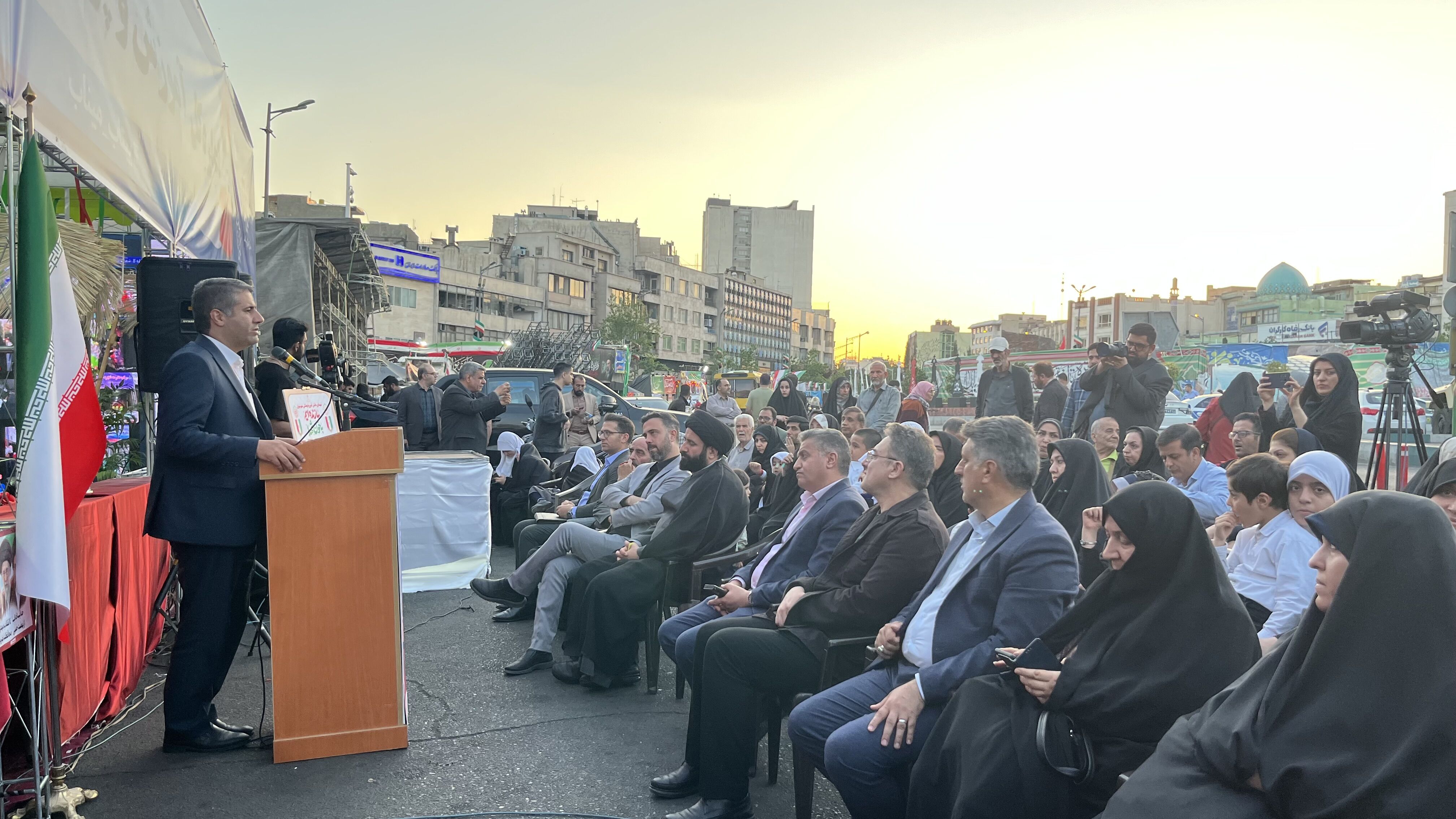 افتتاح غرفه‌هاى «قرار فرهنگی» مناطق ۱۹ گانه تهران