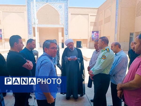 اقامه نماز جمعه شهر پرند به‌مناسبت هفته دولت