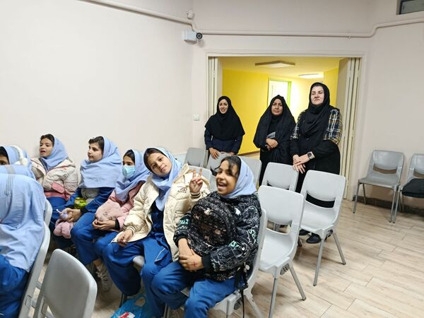اردوی تشویقی کلاس برتر درسی مدرسه بنت الهدی صدر ۲