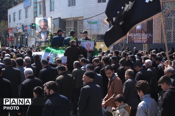 تشییع پیکر شهید سرگرد «جواد عبدی» در حملات آمریکایی - صهیونی
