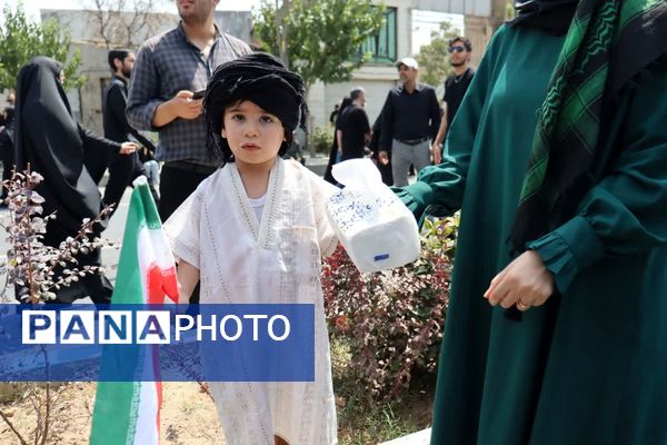 قدم به قدم در مسیر عاشقی اباعبدالله‌الحسین‌(ع)