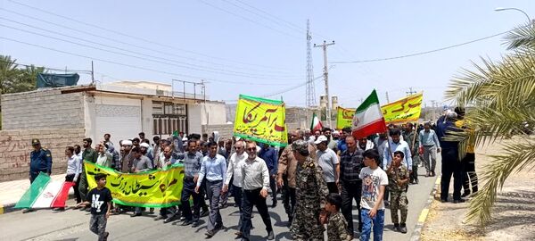 راهپیمایی خشم و نصر در سراسر استان کرمان