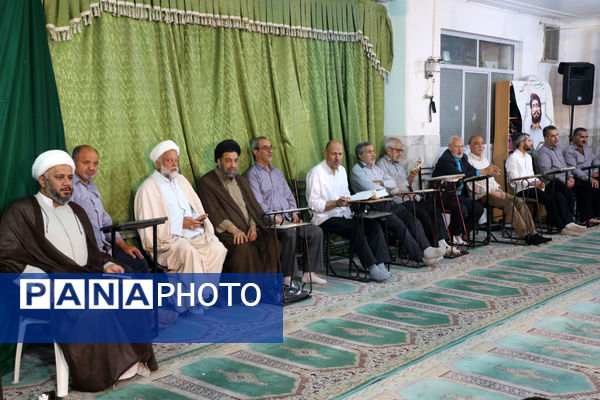 یادواره سادات شهید و چهلم شهدای خدمت در قم