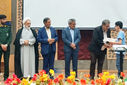 تجلیل از برگزیدگان مسابقه نامه ای به پدر و پسر و قائد شهید امت 