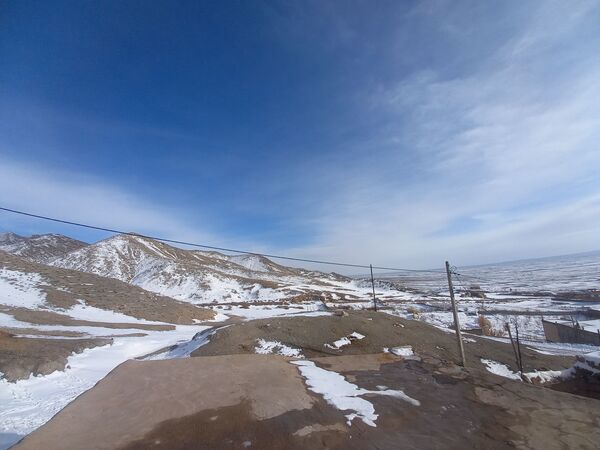 بارش برف زمستانی در روستا بتو 