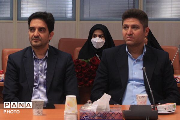 همایش «دختران مقاومت، امید آینده ایران» شهرستان بهارستان