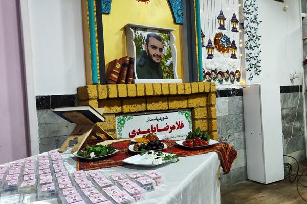 گرامیداشت اولین روزه دانش‌آموزان دبستان شهید بامدی